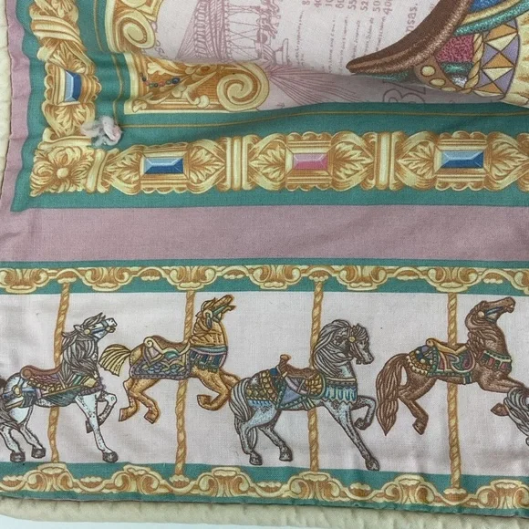 Handmade vintage lap quilt blanket carousel horses print 40.5” x 37” - Picture 4 of 11